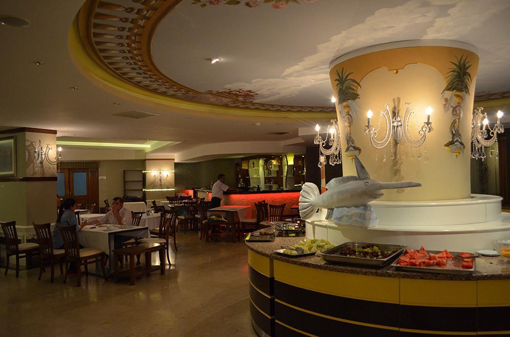 Lamos Resort Hotel & Convention Center Kumkuyu Luaran gambar