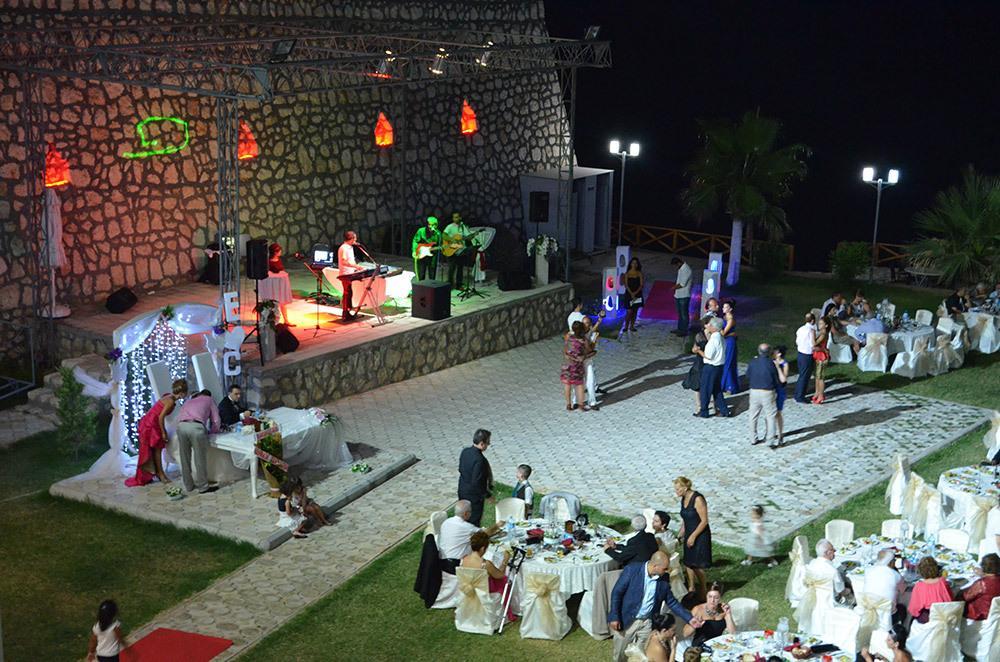 Lamos Resort Hotel & Convention Center Kumkuyu Luaran gambar
