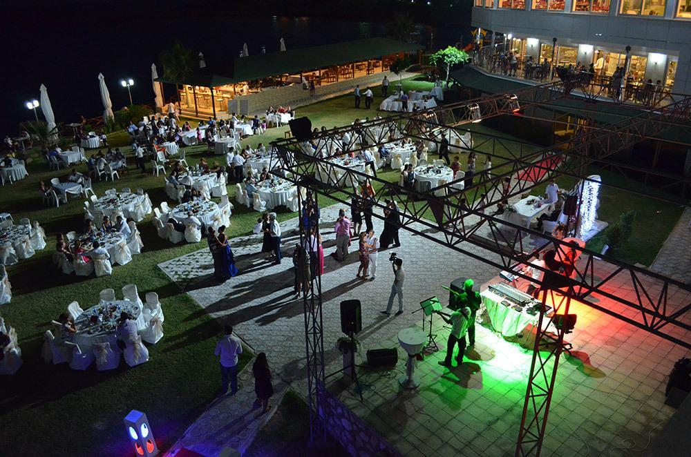 Lamos Resort Hotel & Convention Center Kumkuyu Luaran gambar
