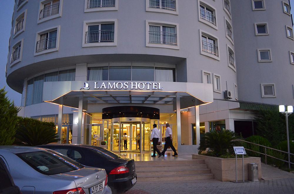 Lamos Resort Hotel & Convention Center Kumkuyu Luaran gambar