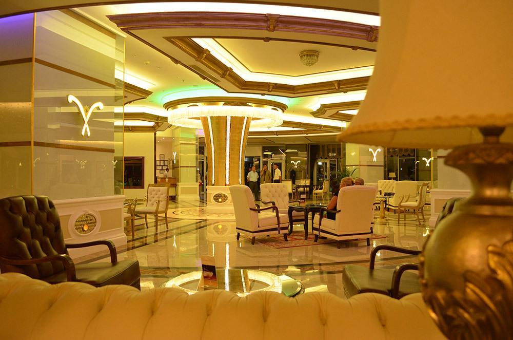 Lamos Resort Hotel & Convention Center Kumkuyu Luaran gambar