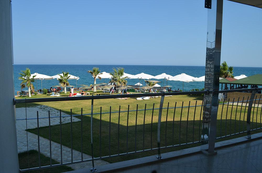 Lamos Resort Hotel & Convention Center Kumkuyu Luaran gambar