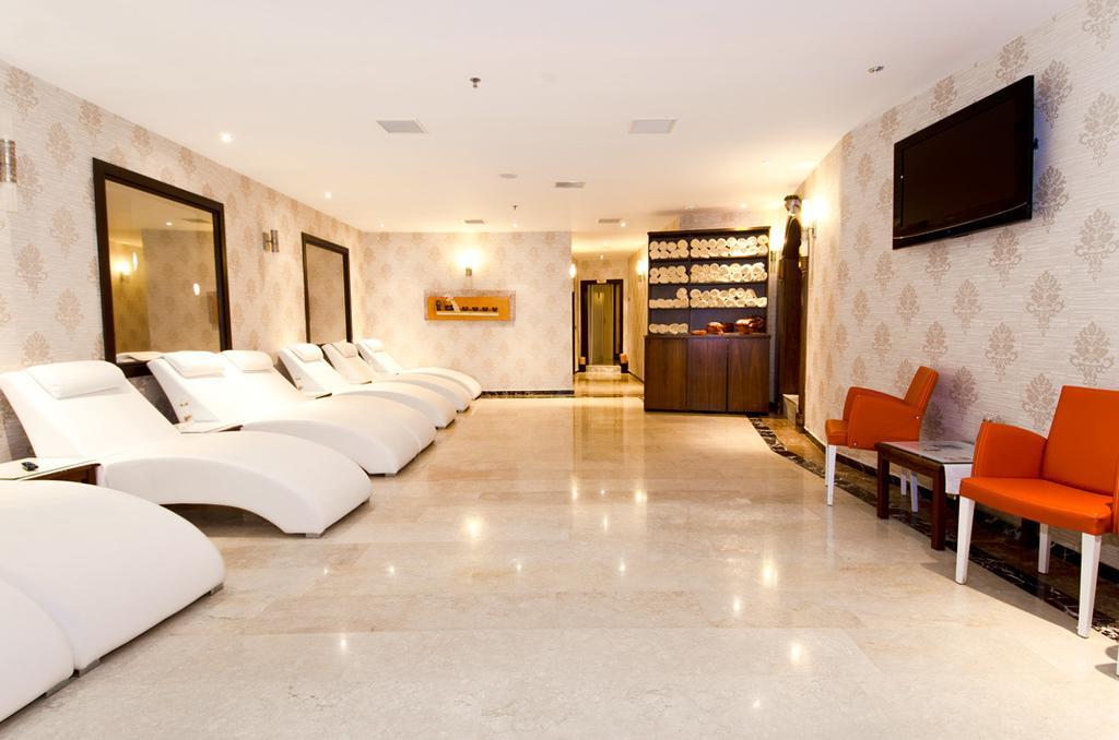 Lamos Resort Hotel & Convention Center Kumkuyu Luaran gambar